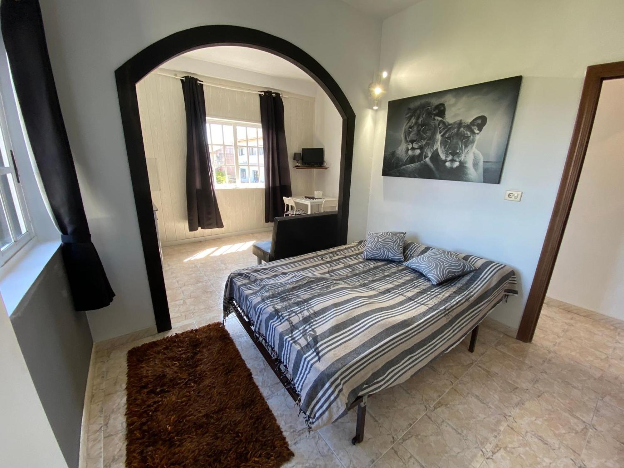 Appartement Blanco Y Negro *